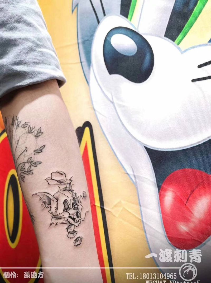 猫和老鼠纹身图片_手臂New School纹身图案