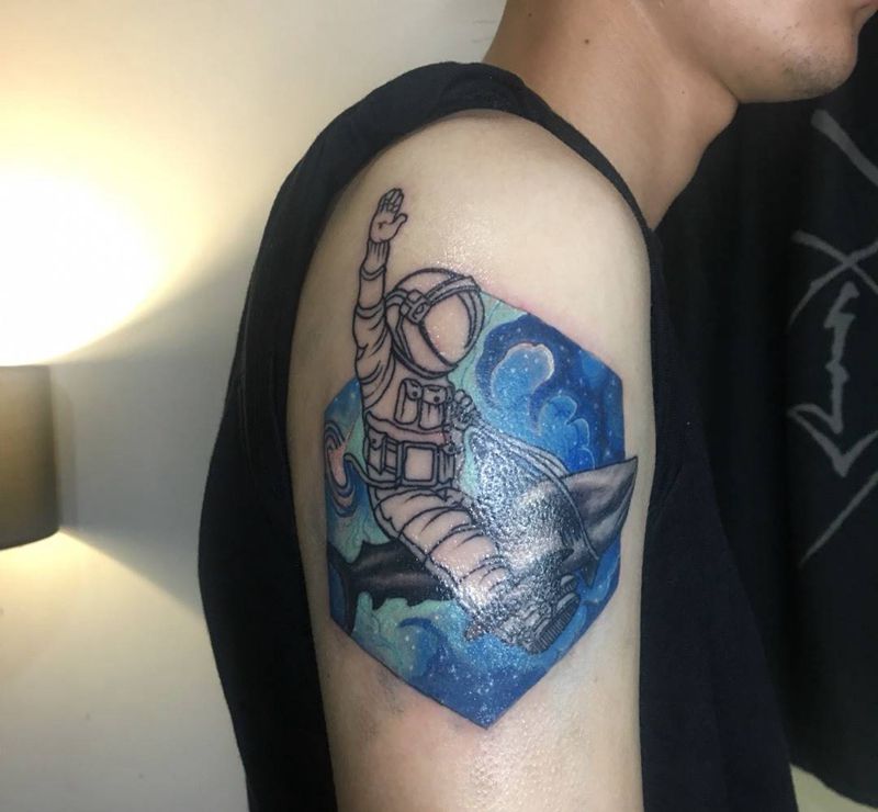 宇航员纹身图片