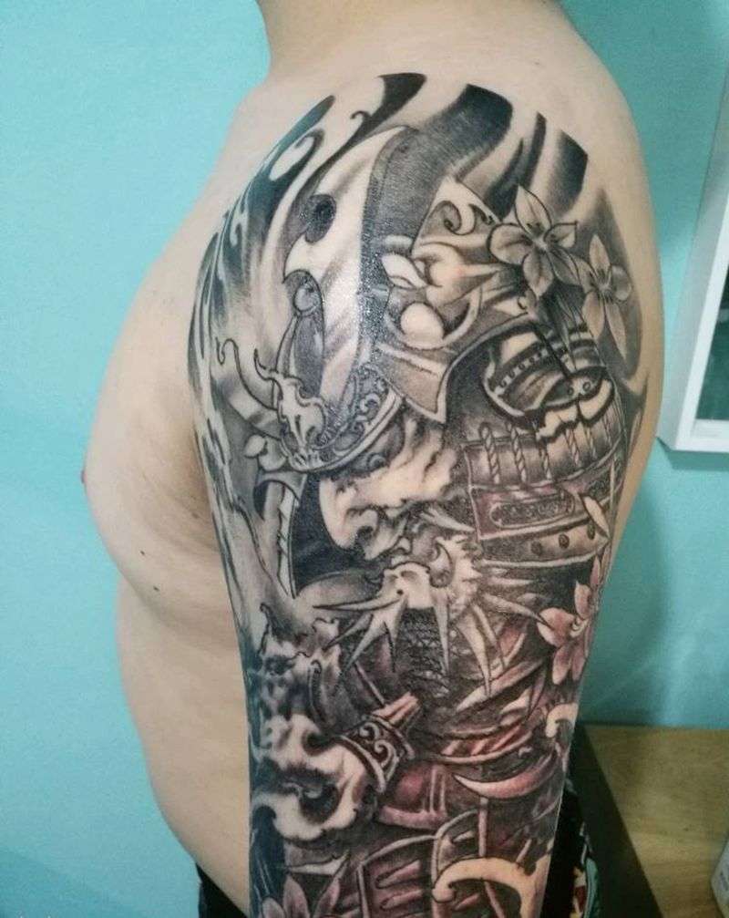 接鬼武花臂纹身图片