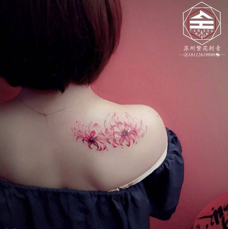 彼岸花纹身图片