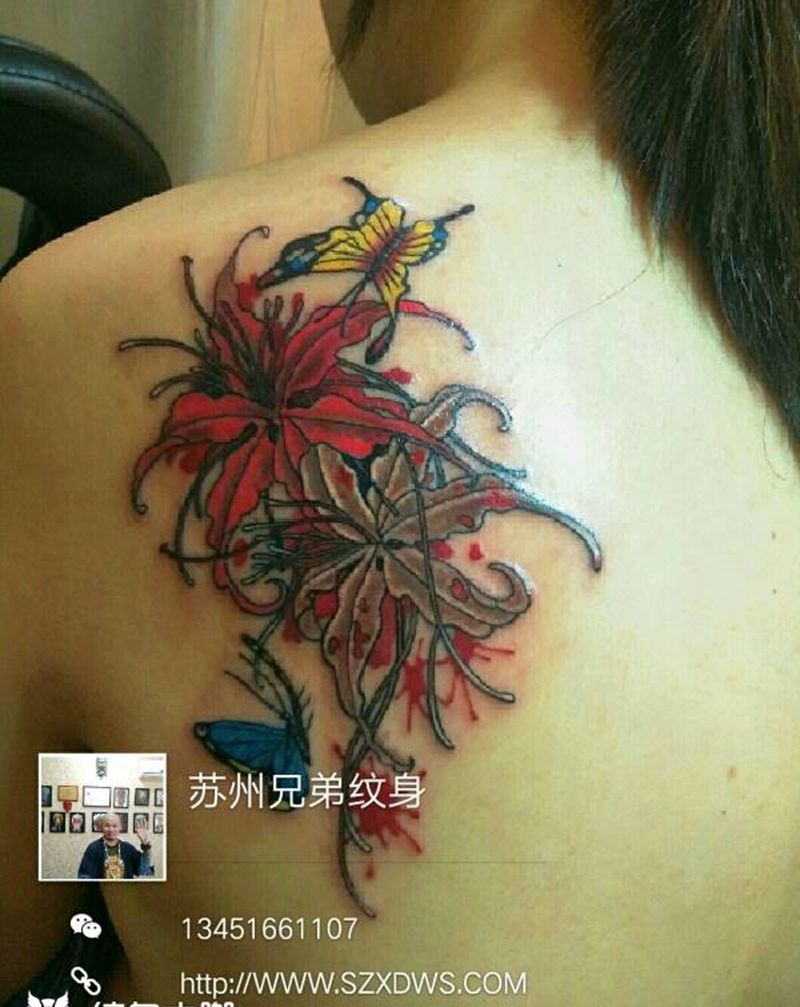 彼岸花纹身图片_背部传统清新植物成品纹身图案