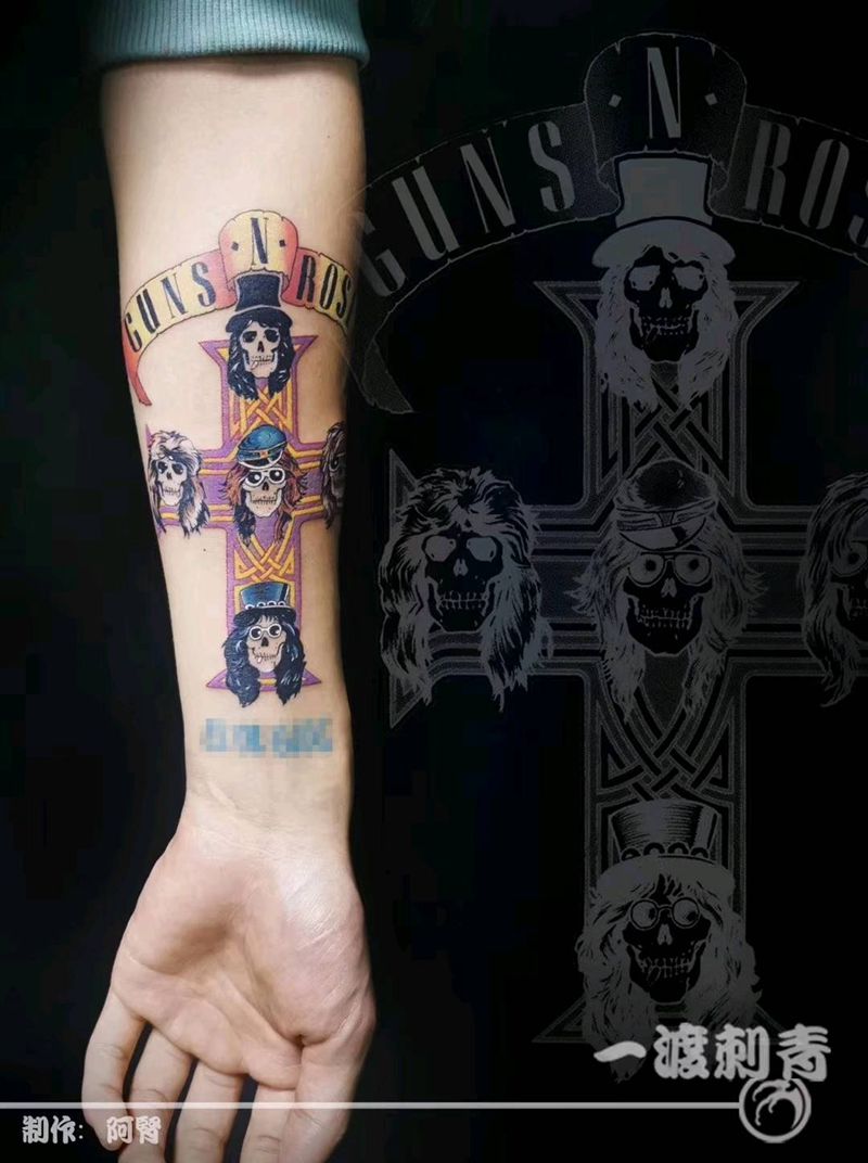 枪花纹身图片_手臂New School纹身图案