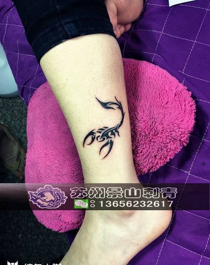 图腾蝎子纹身图片