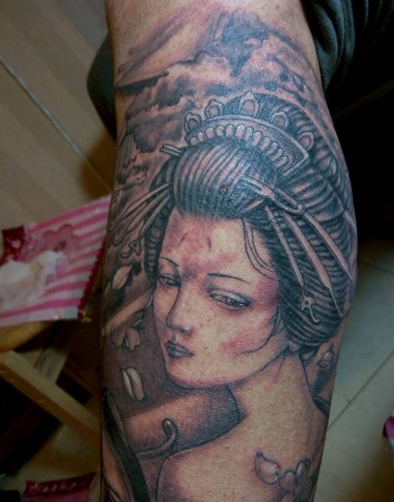 艺妓纹身图片_腿部传统肖像人物成品纹身图案