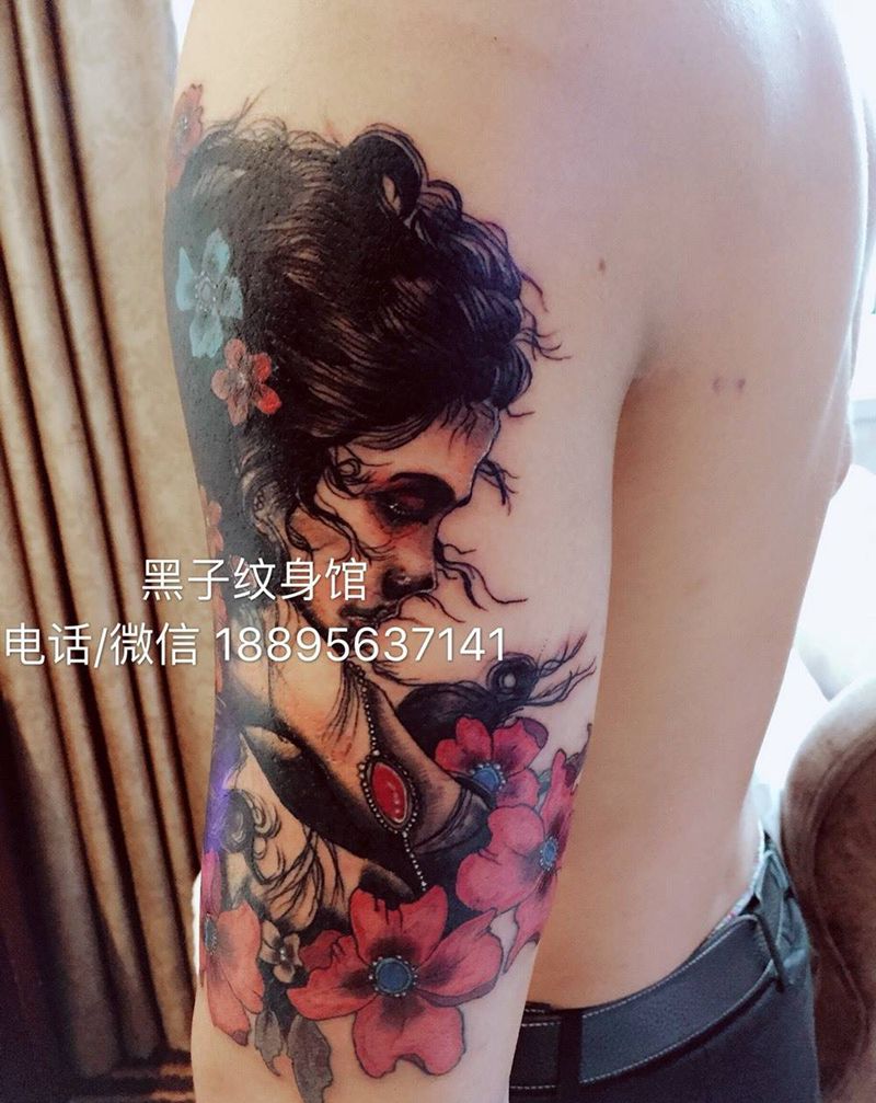 大臂遮盖纹身图片