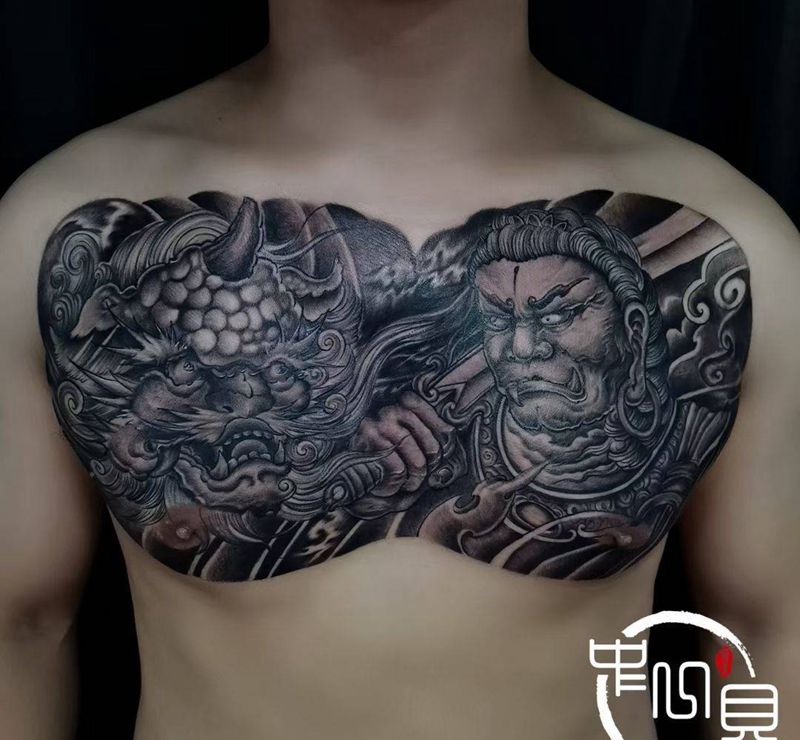 唐狮、不动明王纹身图片_胸部新传统纹身图案