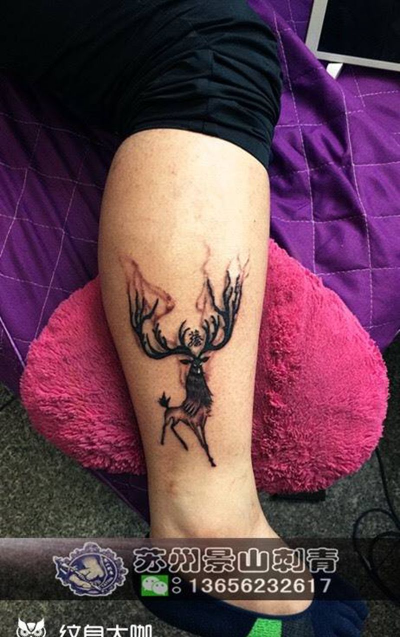 发财鹿纹身图片