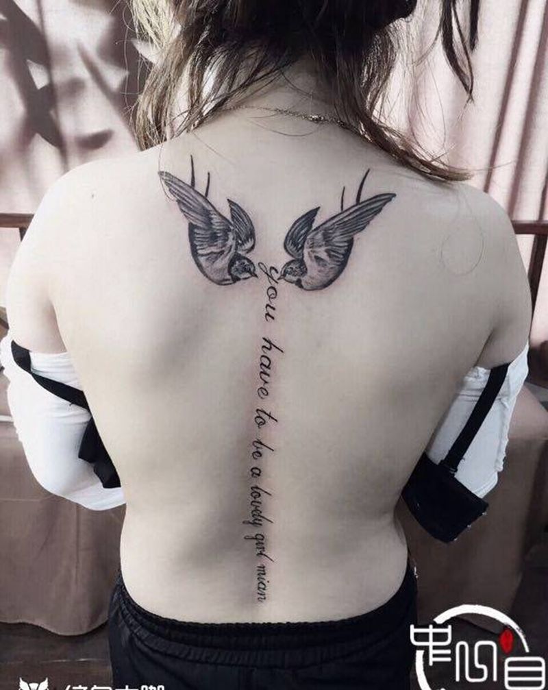 鸳鸯对纹身图片_背部纹身图案