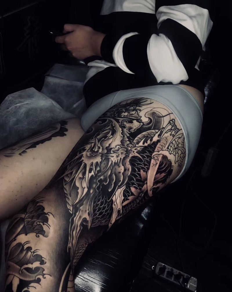 新传统龙纹身图片_新传统纹身图案