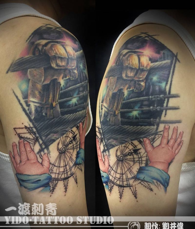 钢拳下的守护纹身图片