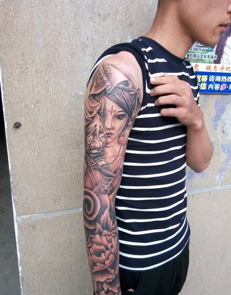 艺妓花臂纹身图片_手臂传统国画人物植物成品纹身图案