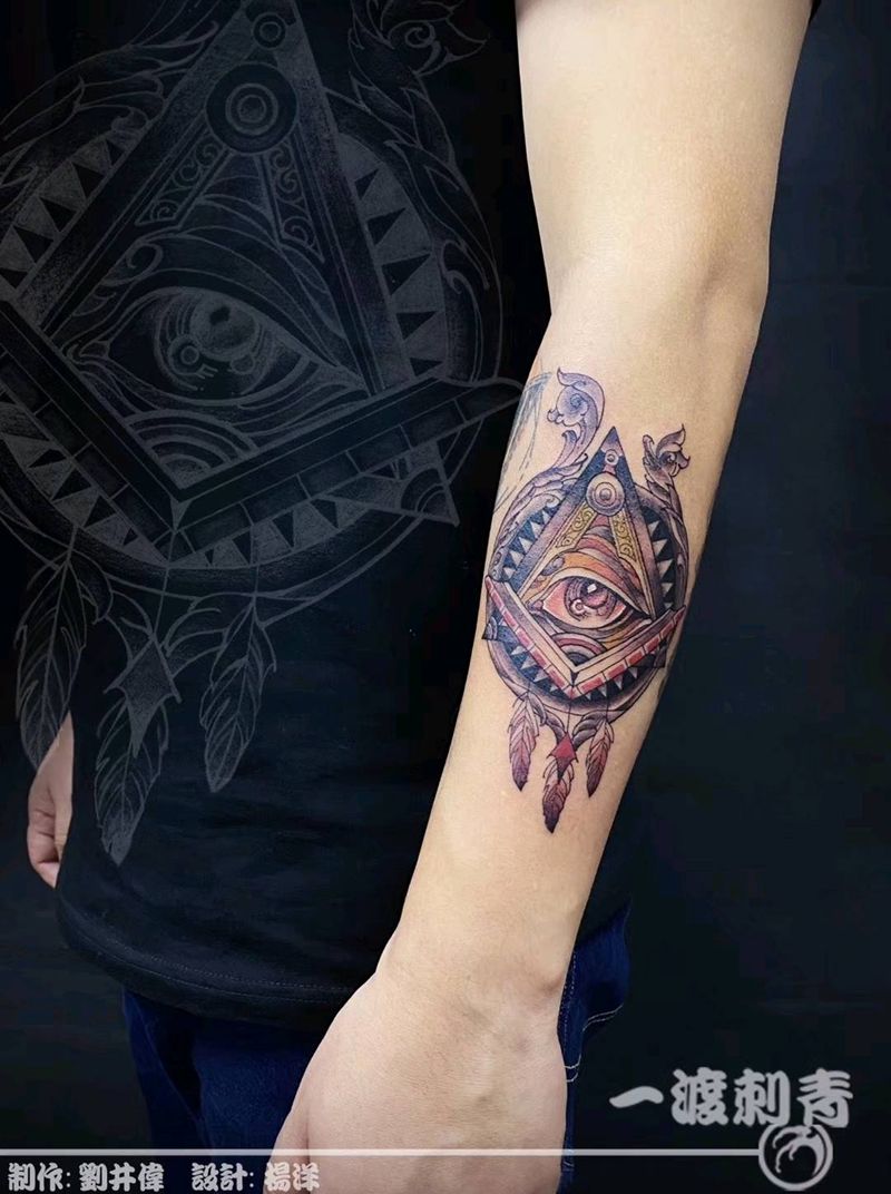 智慧眼纹身图片_手臂Old School纹身图案