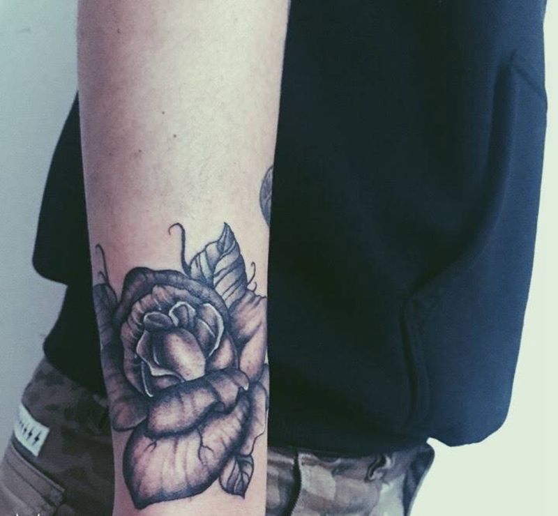 早年朋友给我做的纹身图片