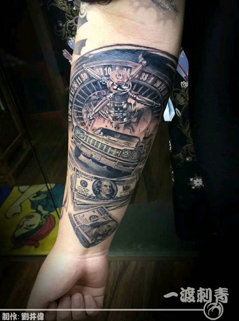 俄罗斯轮盘纹身图片_手臂欧美写实纹身图案