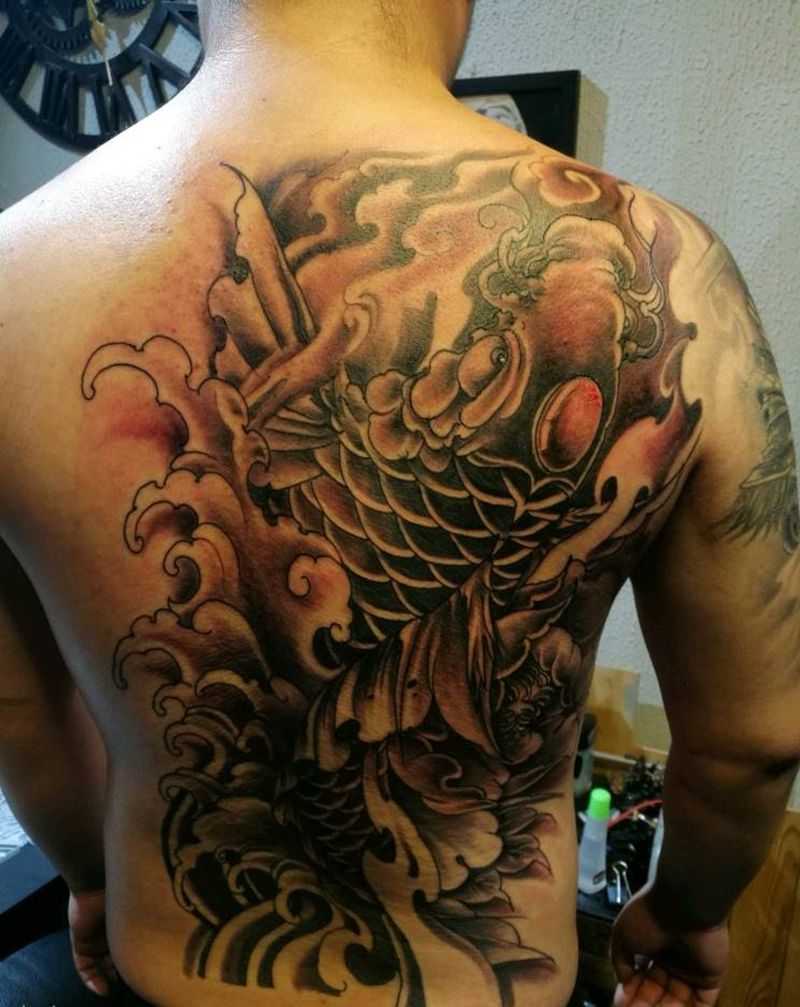 招财鱼纹身图片