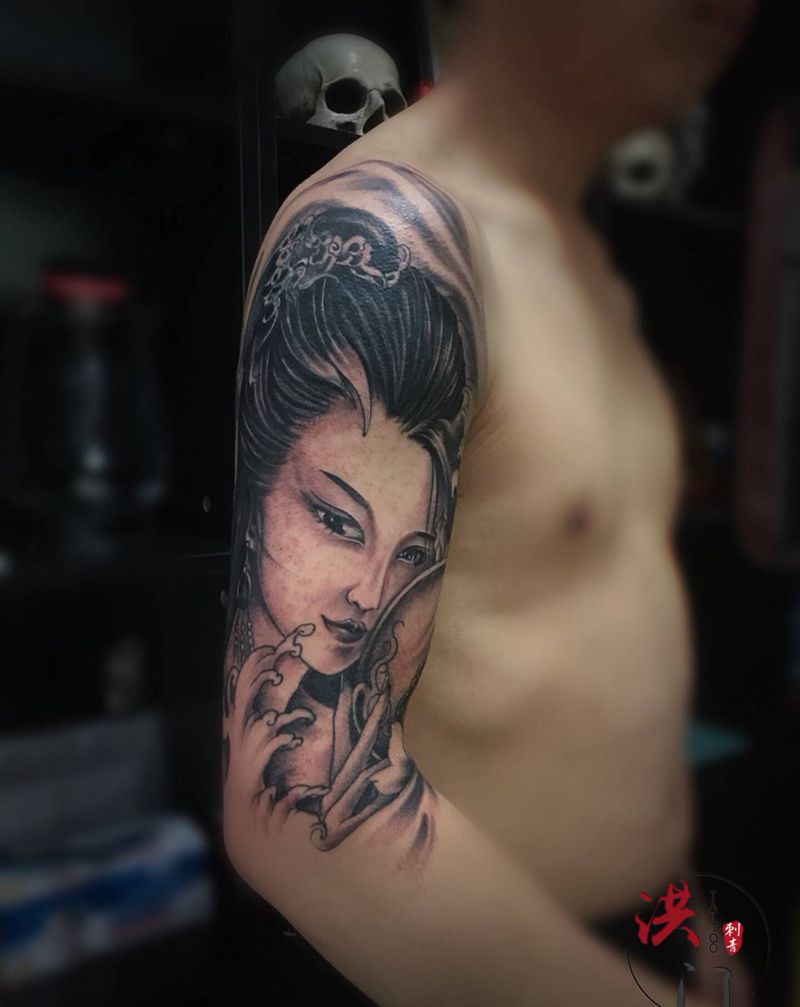 大臂艺伎遮盖纹身图片_手臂新传统纹身图案