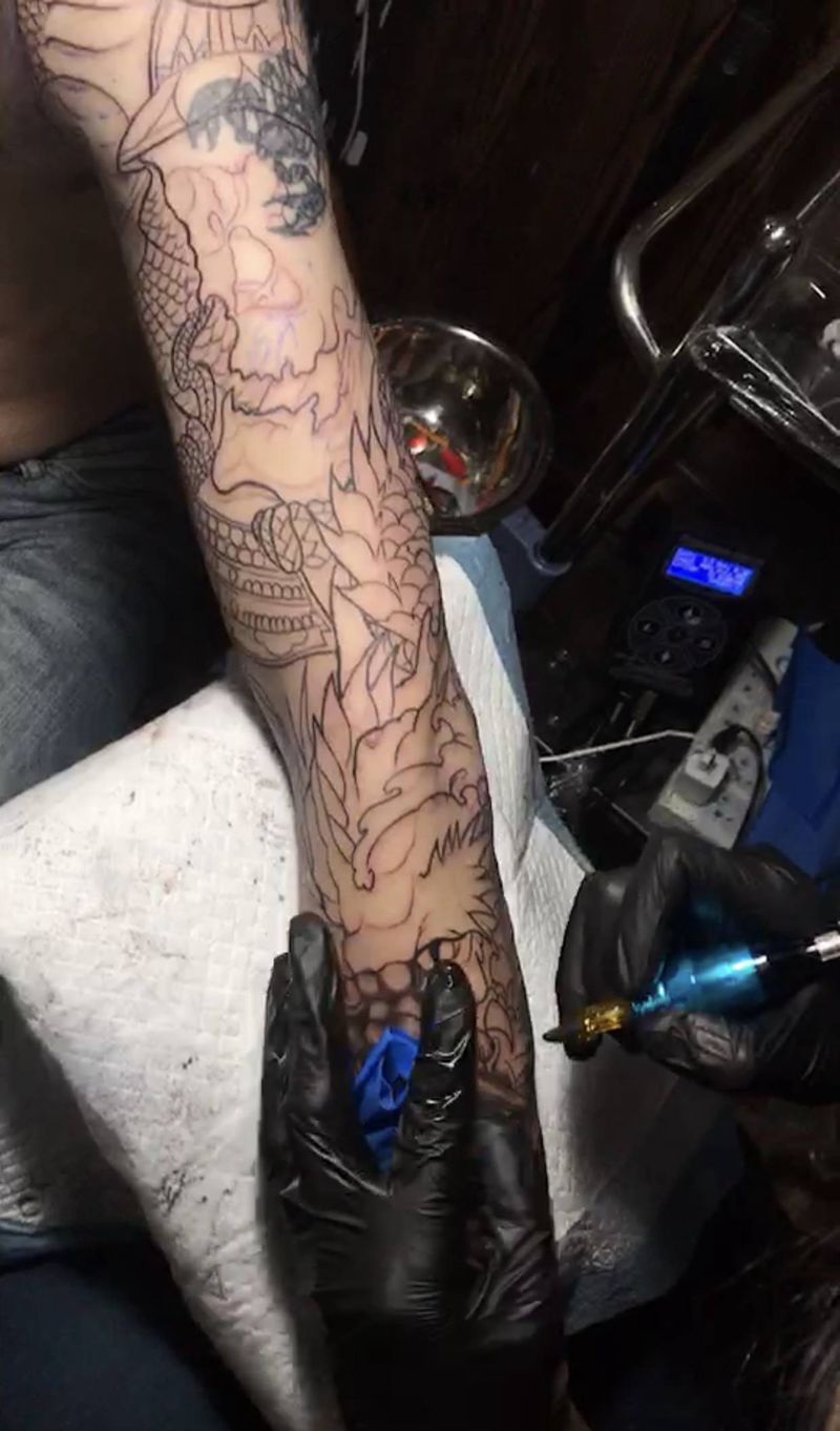 花臂纹身图片_手臂新传统纹身图案