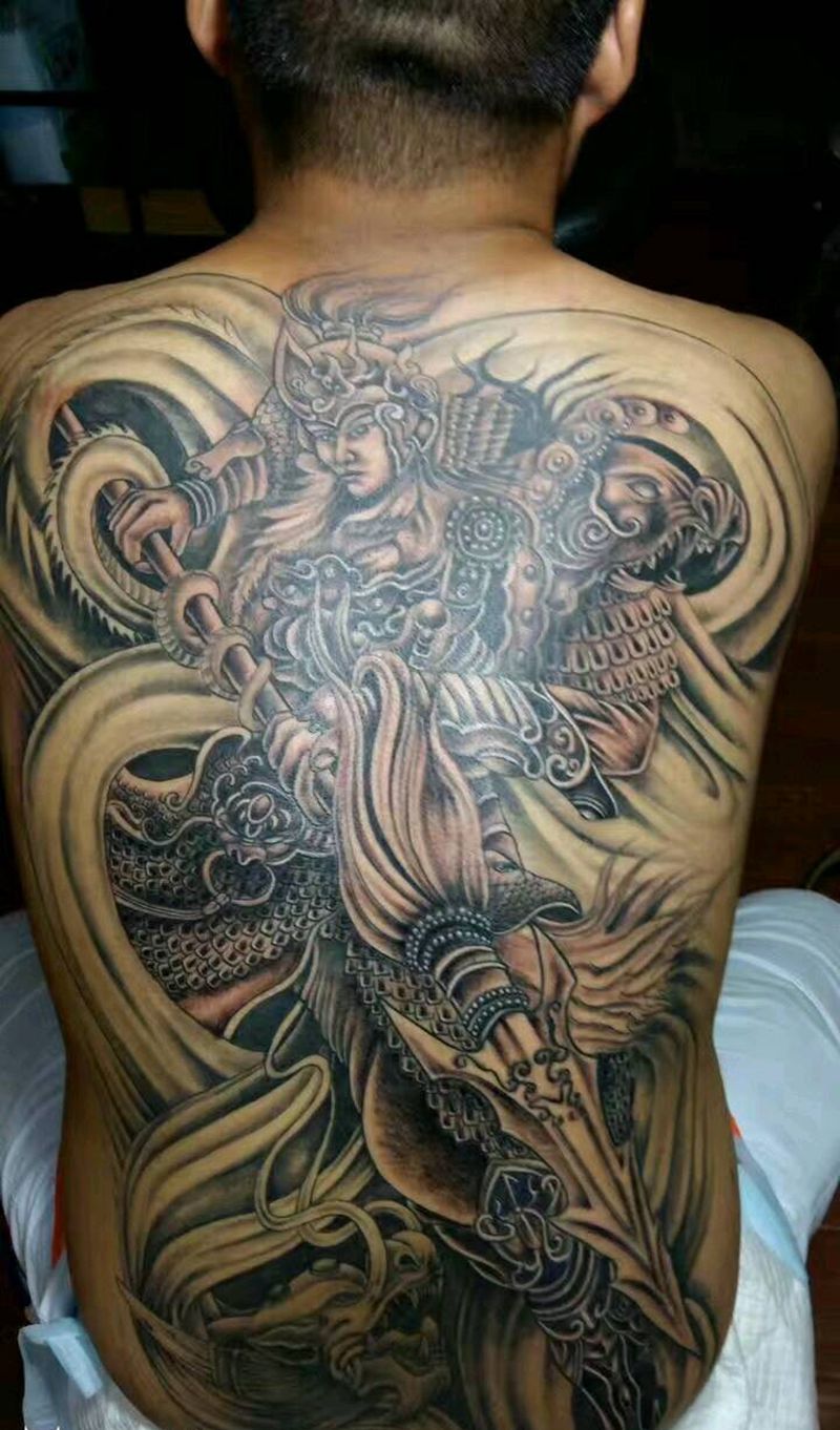 满背赵子龙纹身图片