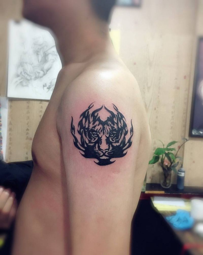 大臂 虎头图腾纹身图片_成品手臂传统动物纹身图案