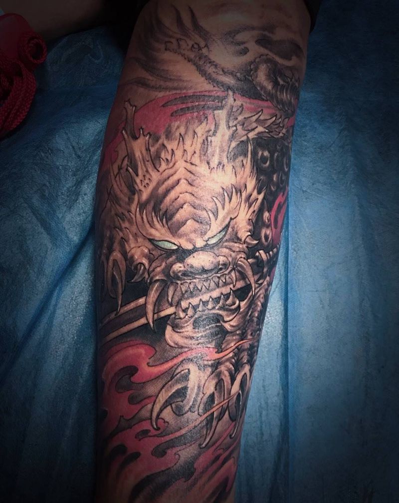 小腿麒麟纹身图片