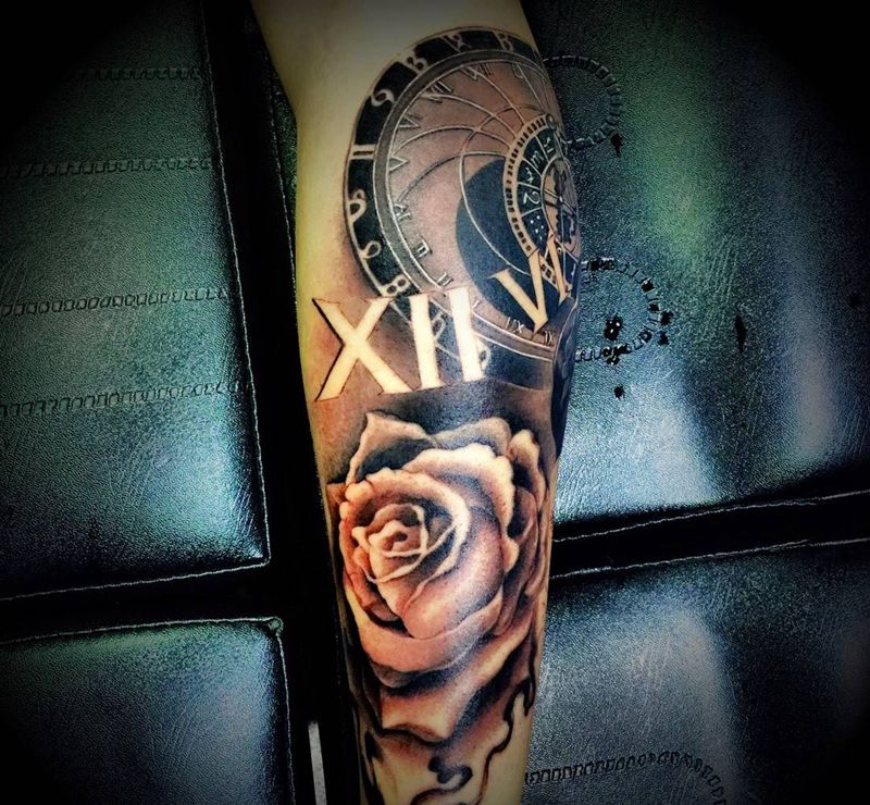 欧美小腿 还未完成纹身图片