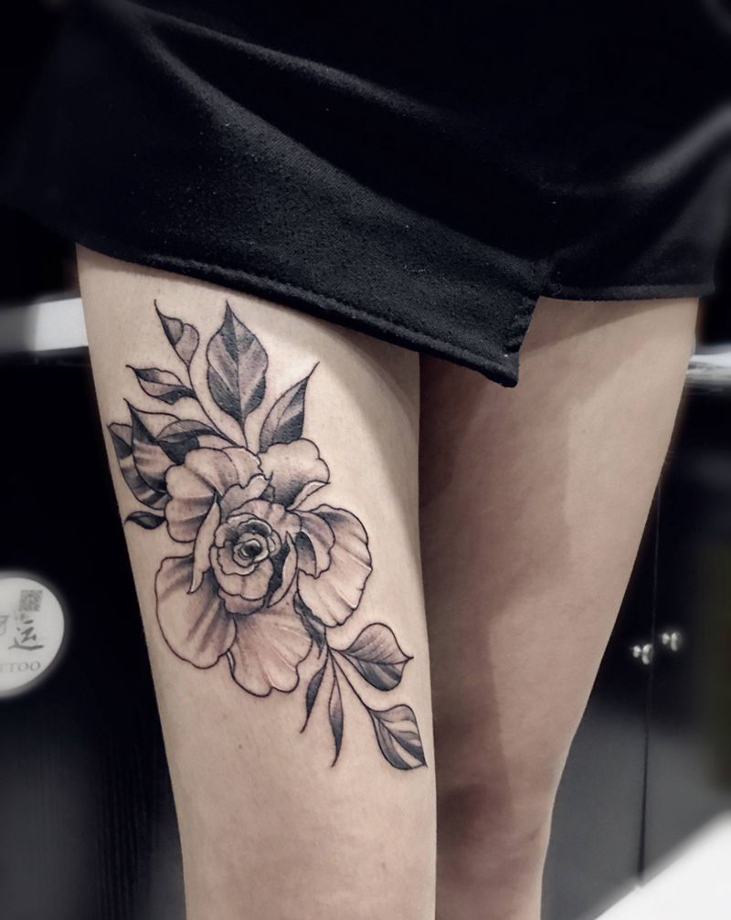 大腿花纹身图片