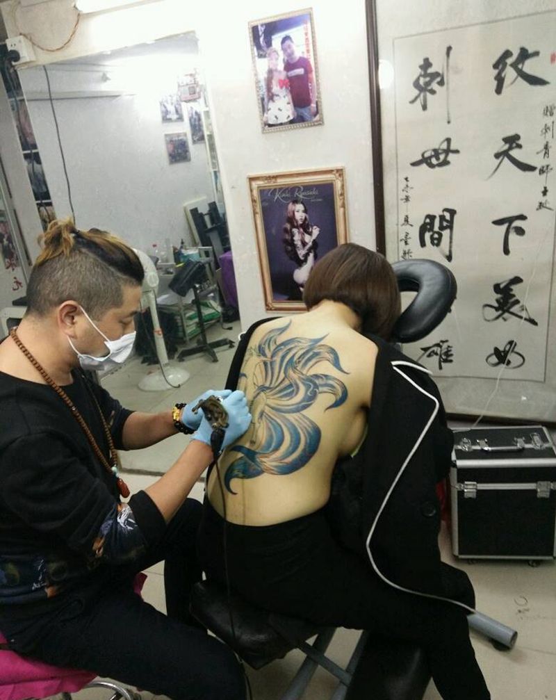 九尾狐纹身图片