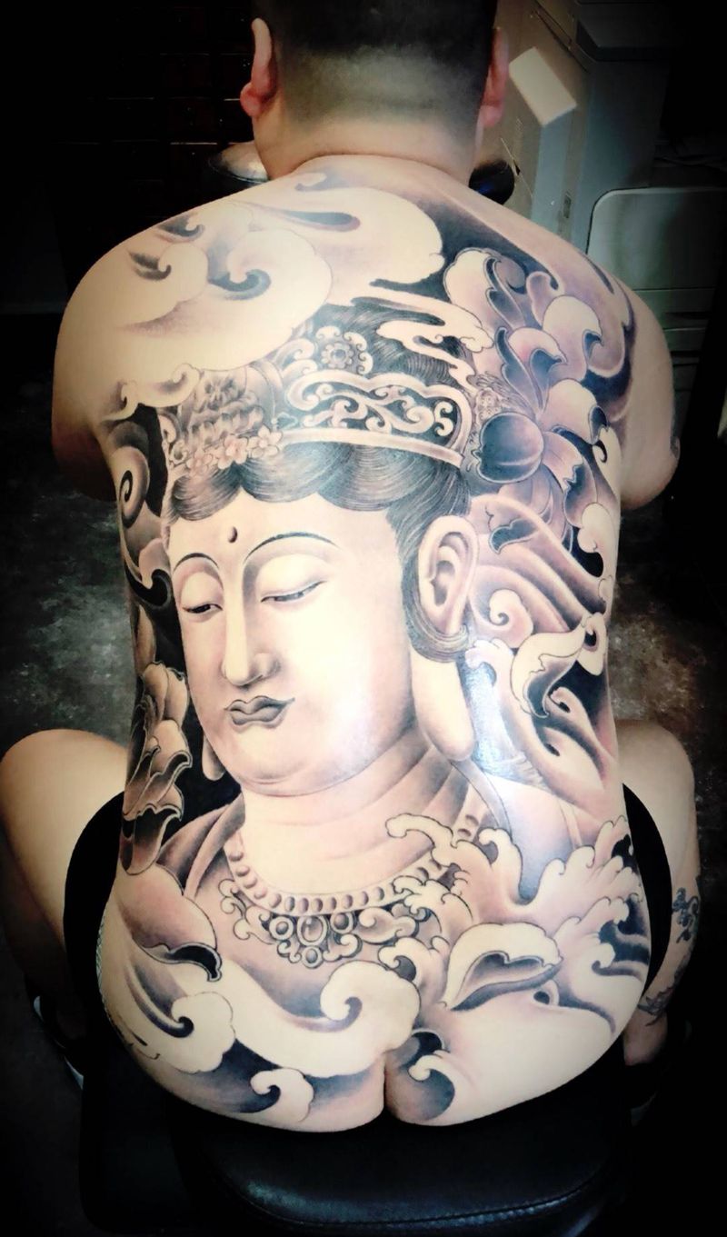满背观音纹身图片