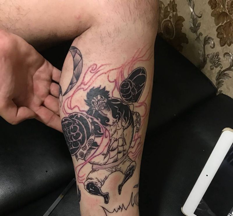 四档路飞 未完纹身图片