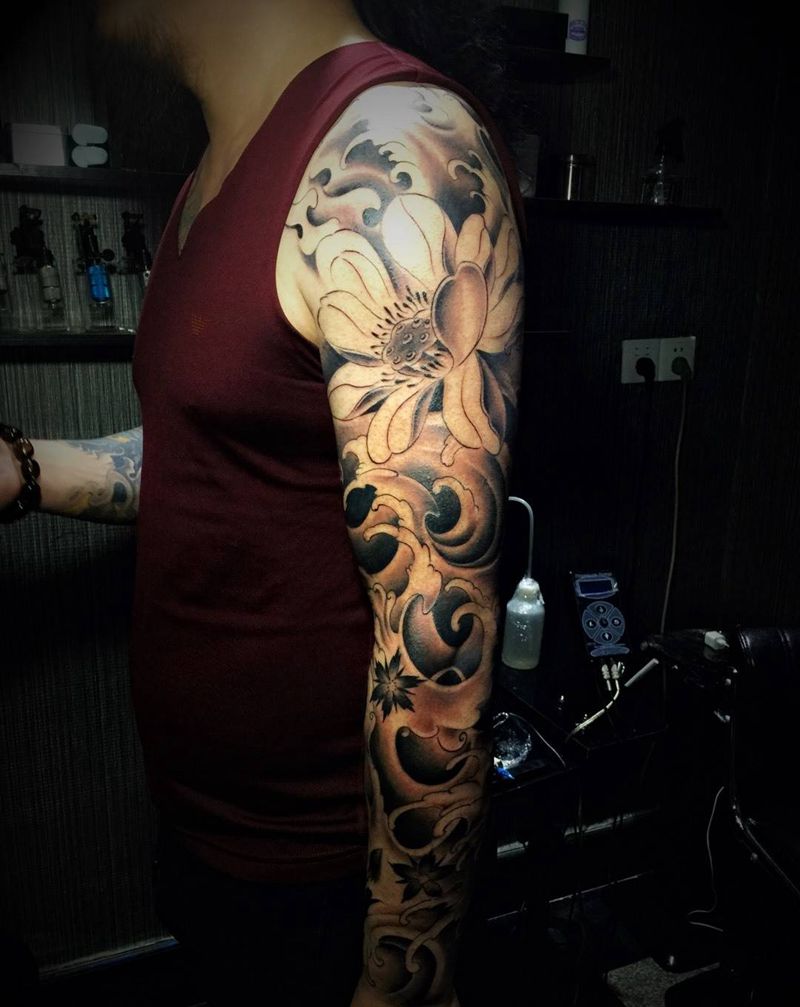 包臂刚完成纹身图片
