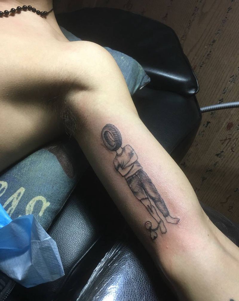 大臂内侧小图纹身图片_成品手臂传统人物纹身图案