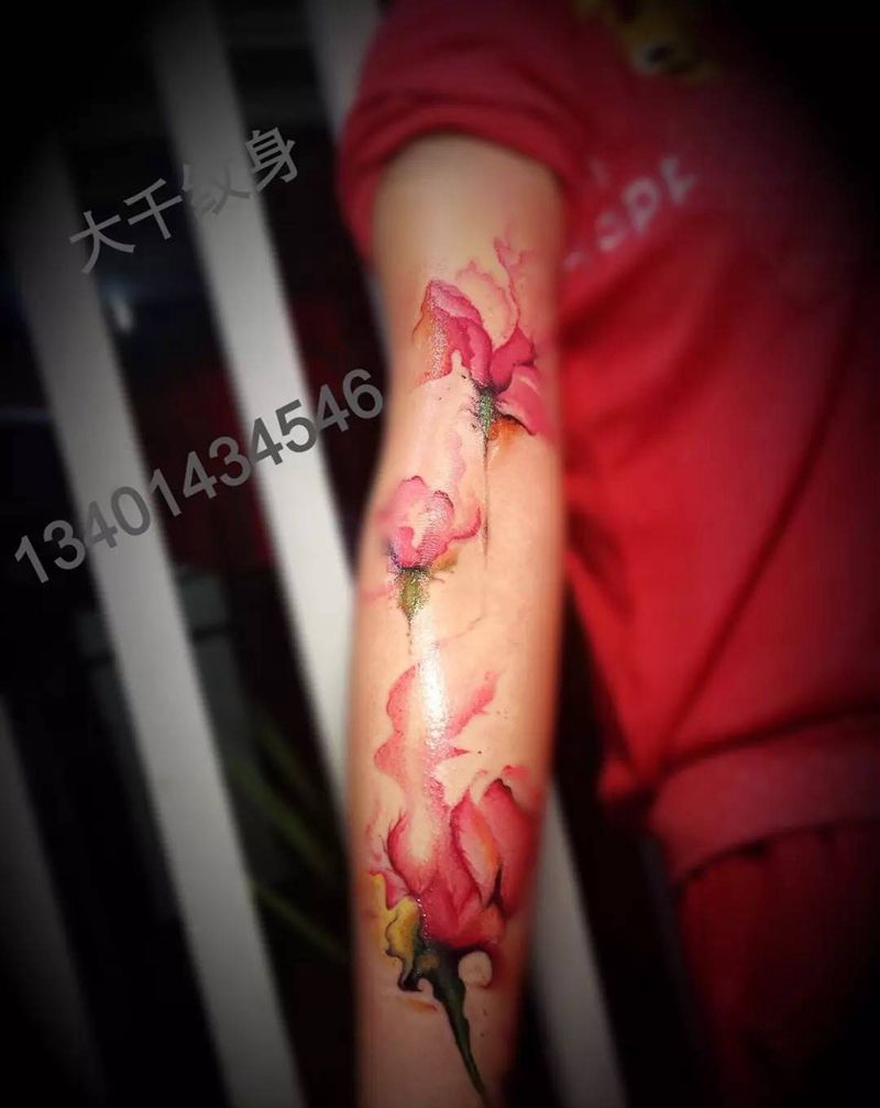 女士花臂纹身图片