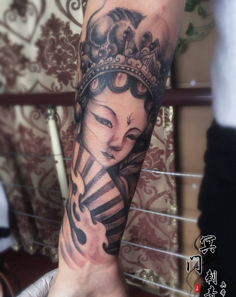 小臂花旦纹身图片