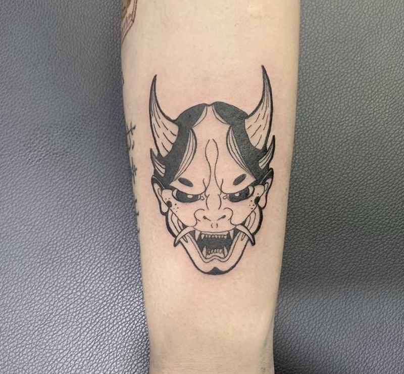 小纹身图案纹身图片_手臂新传统纹身图案