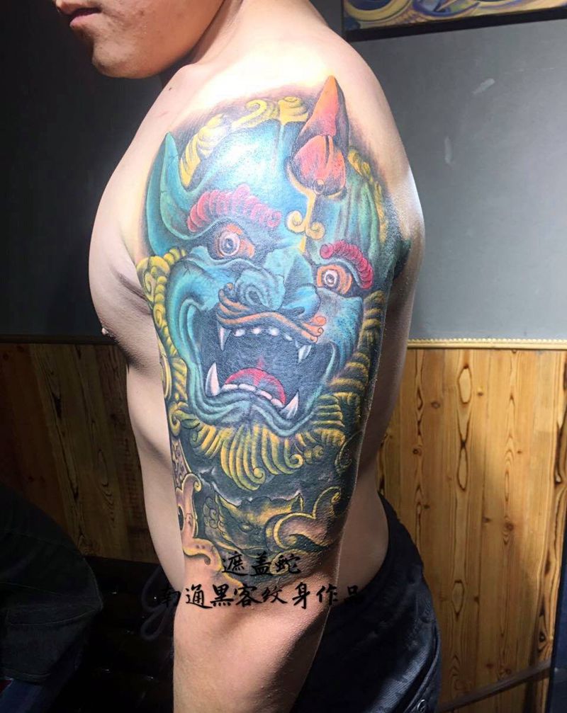 彩色遮盖纹身图片