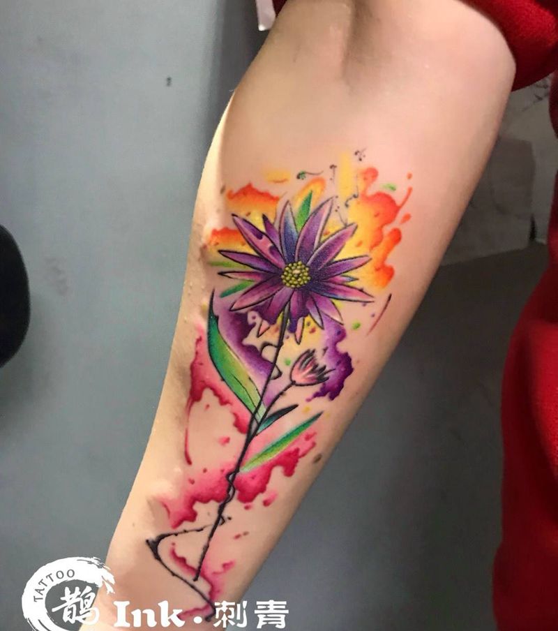 水彩花纹身图片