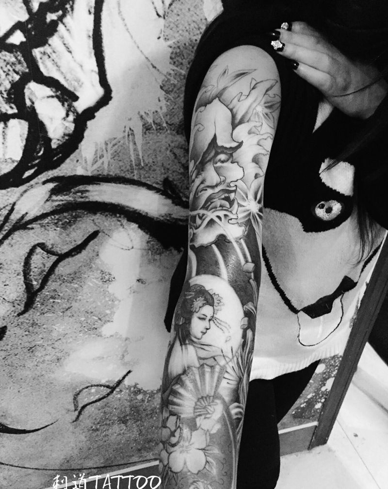 传统花臂纹身图片