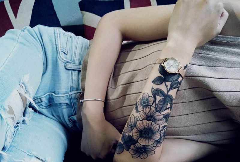 小花臂纹身图片