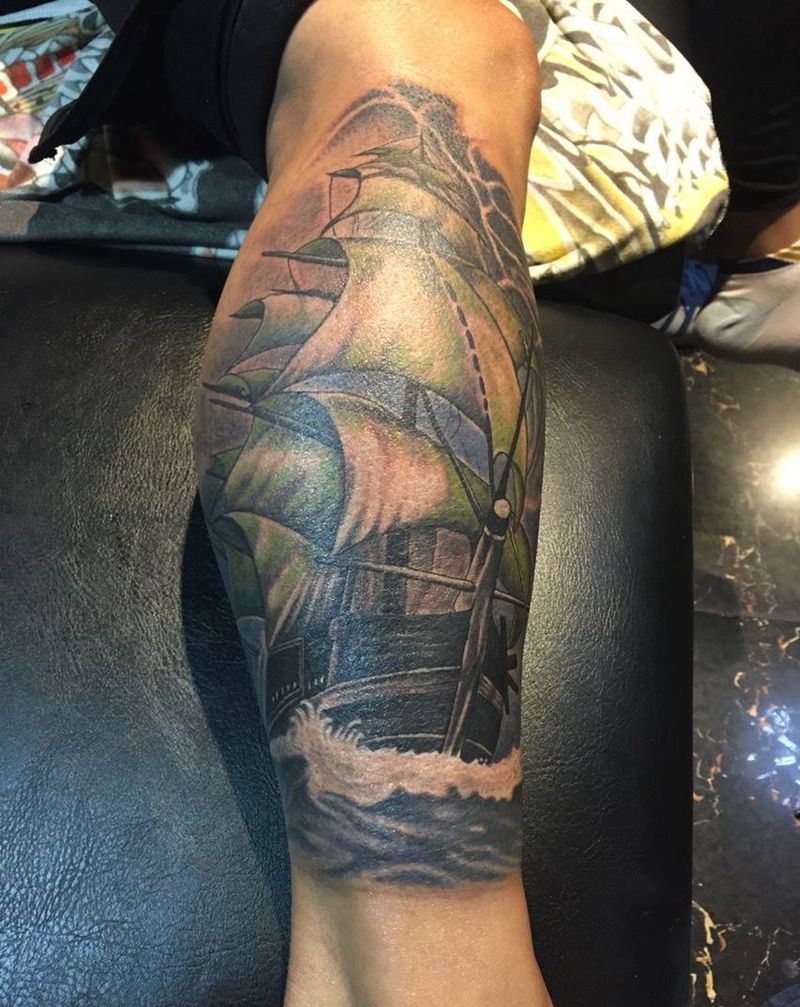 帆船纹身图片_成品插画腿部欧美写实静物纹身图案