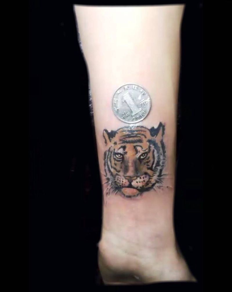 小老虎纹身图片