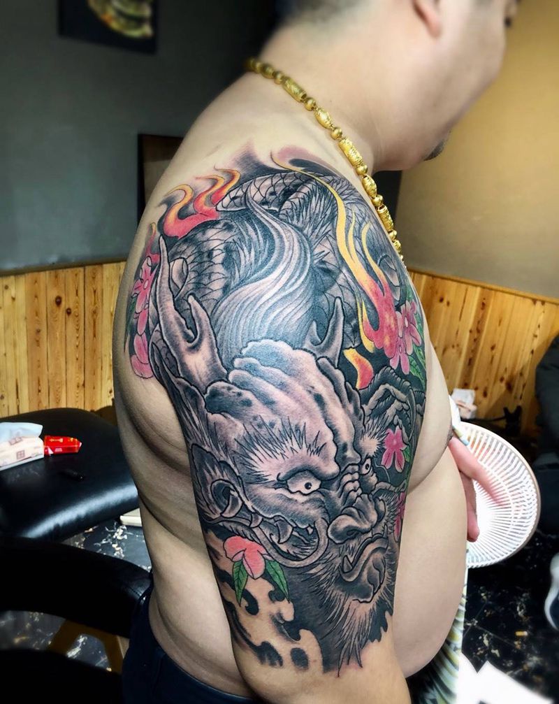 大臂传统纹身龙纹身图片