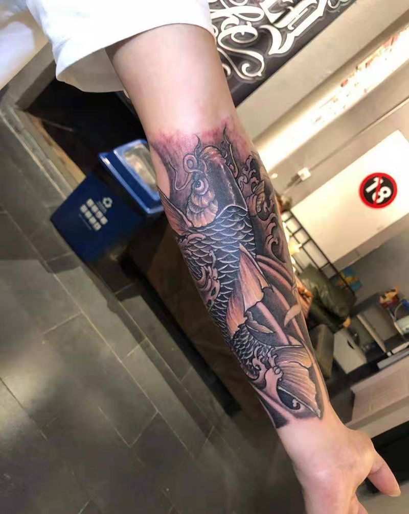 花臂添加中纹身图片_手臂新传统纹身图案