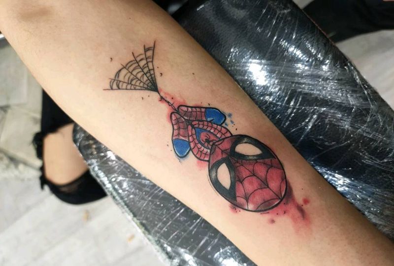 小蜘蛛纹身图片_手臂纹身图案