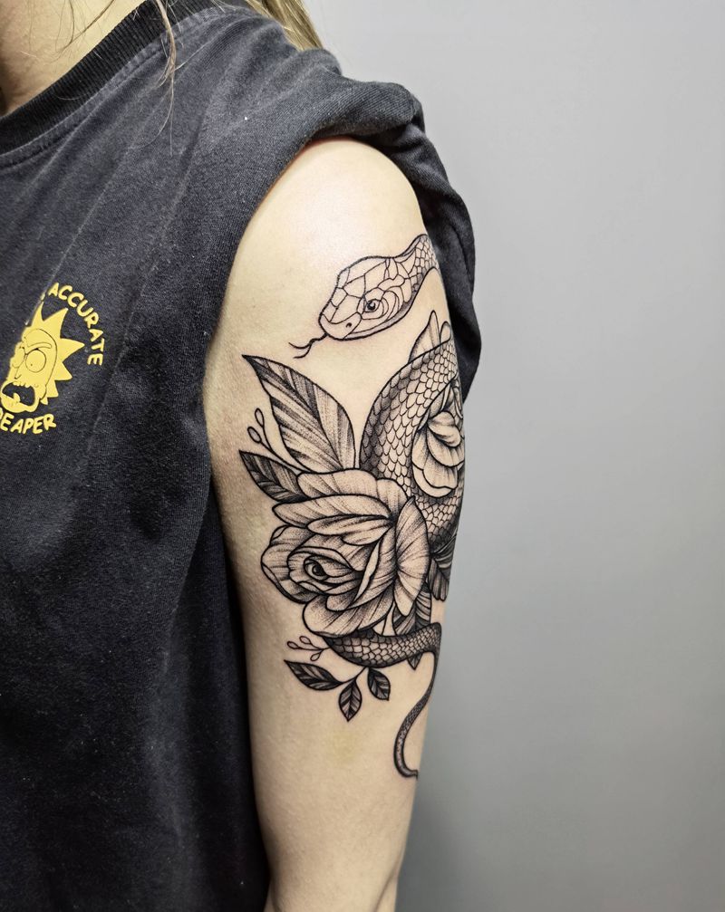 蛇纹身图片_肩部点刺New School纹身图案