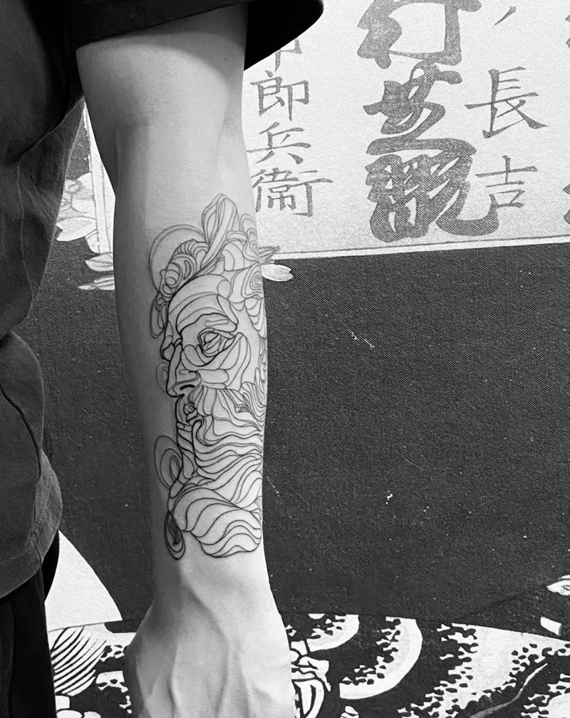 线稿波塞冬纹身图片_手臂几何纹身图案