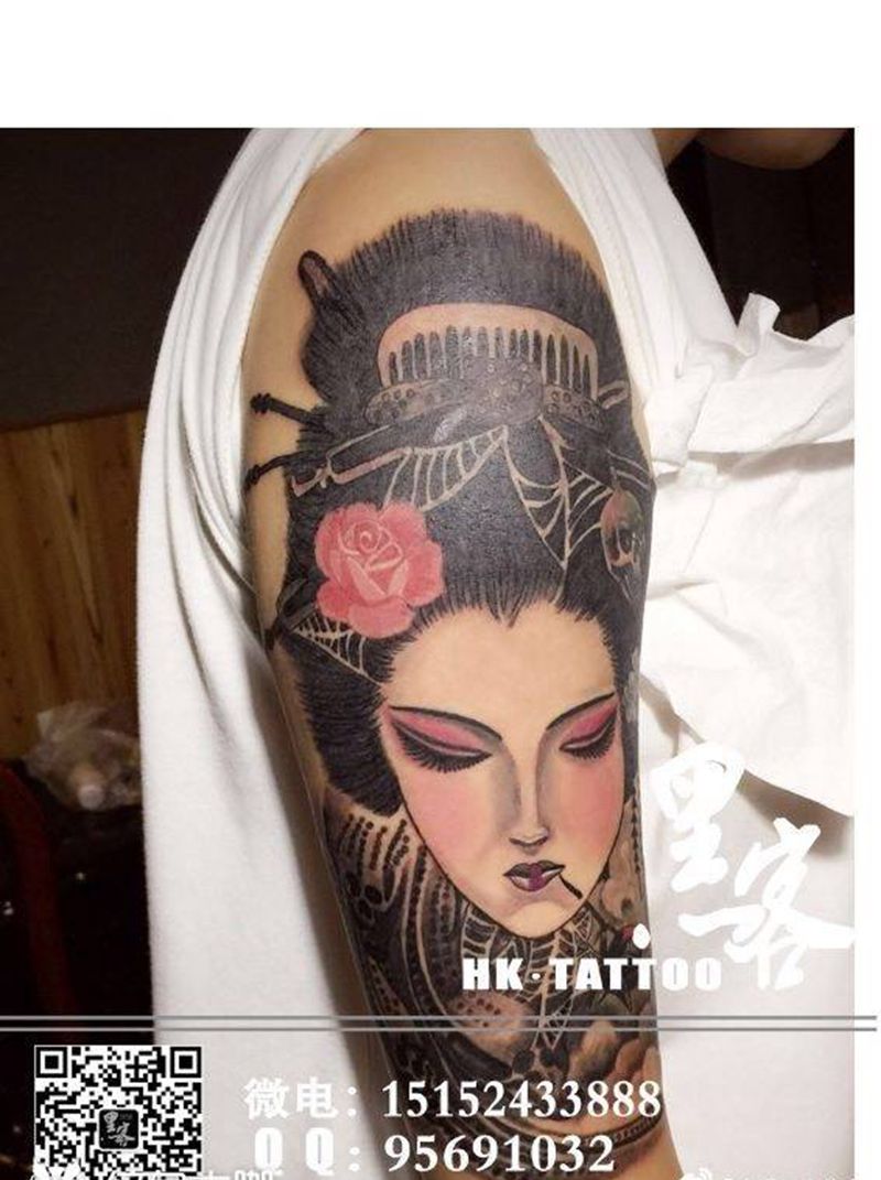 大臂艺妓纹身图片
