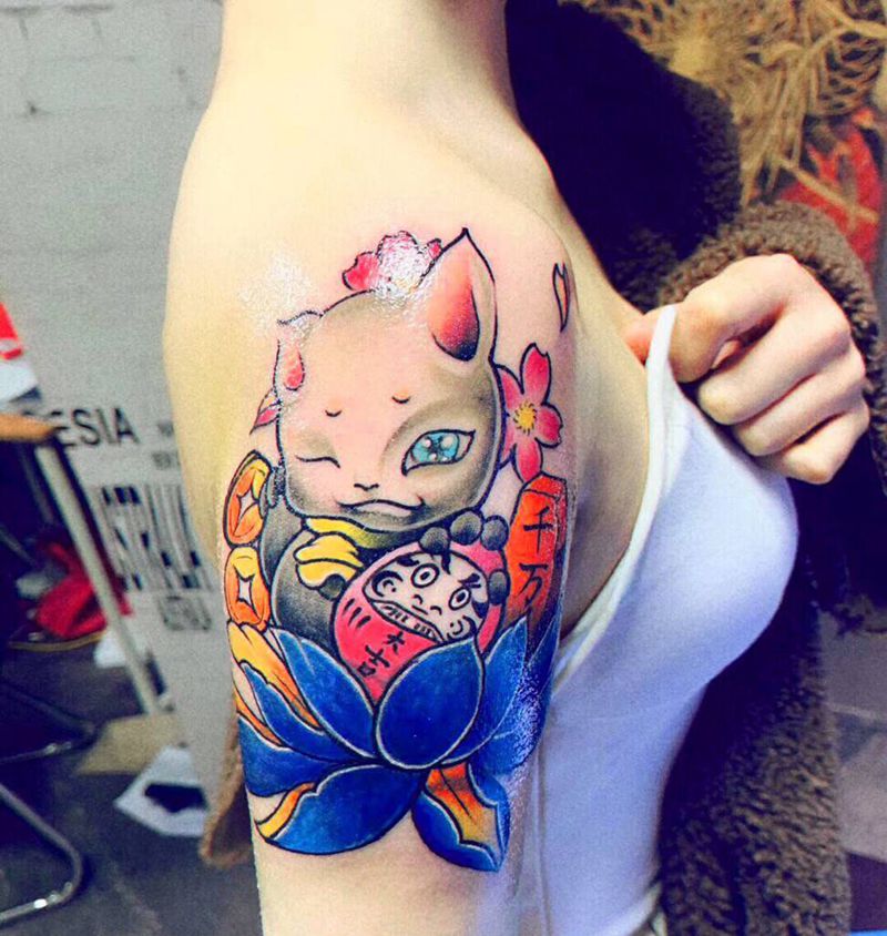 招财猫遮盖纹身图片_手臂纹身图案