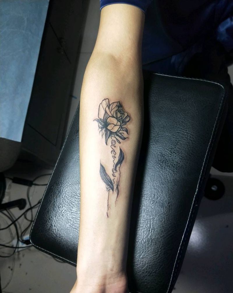 玫瑰纹身图片_手臂纹身图案