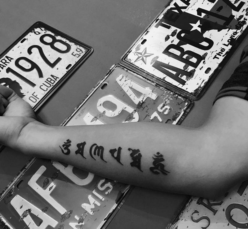 六字真言纹身图片