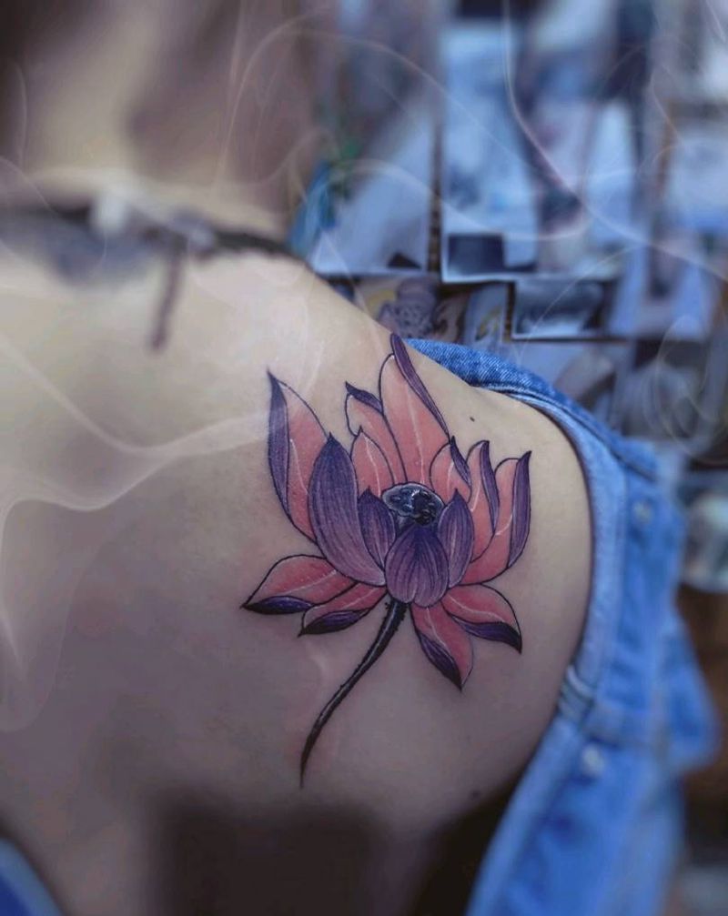 出淤泥而不染纹身图片